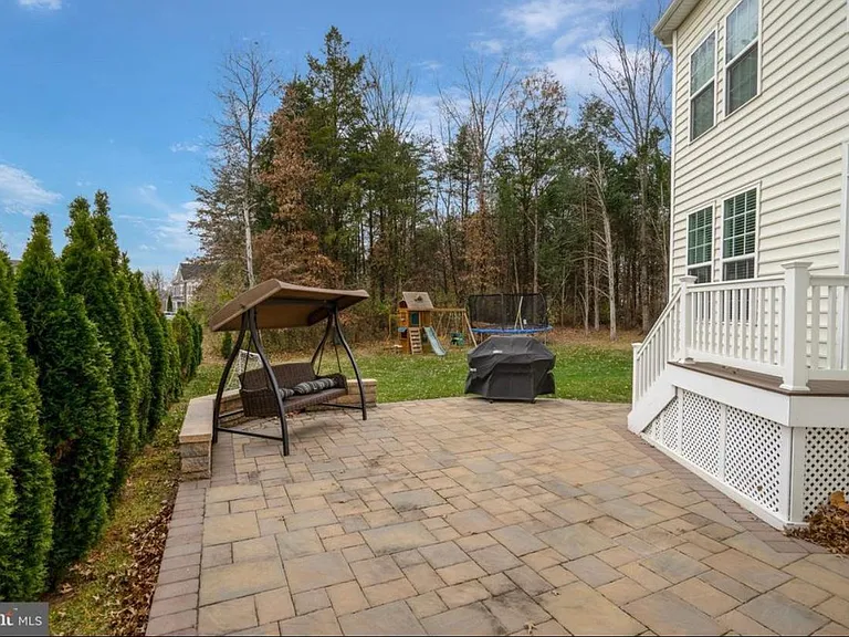 41613 Chalk Ln — Photo 93