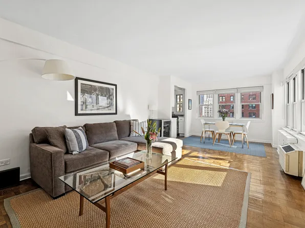 120 East 36th Street image 1 of 7