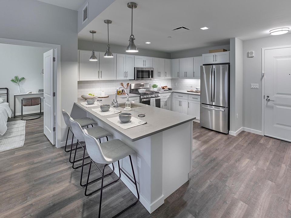 Woodcrest Apartment Rentals Oceanside, NY Zillow