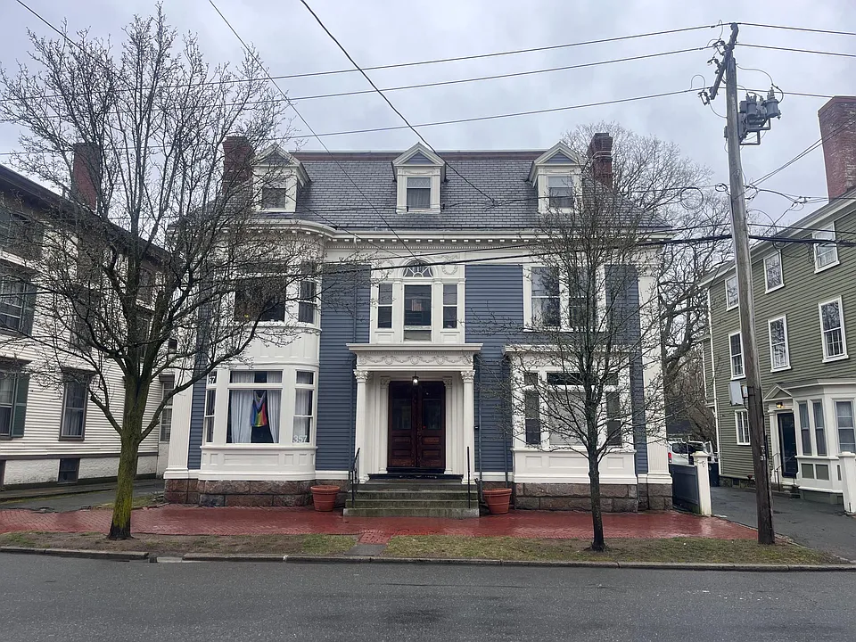 357 Essex St