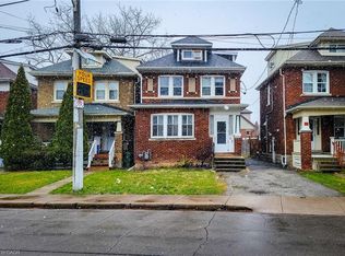 63 Paisley Ave S, Hamilton, ON L8S 1V2