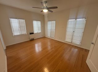 121 S Rexford Dr APT 2, Beverly Hills, CA 90212