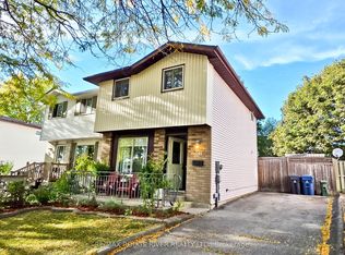68 Upton Cres, Guelph, ON N1E 6P5