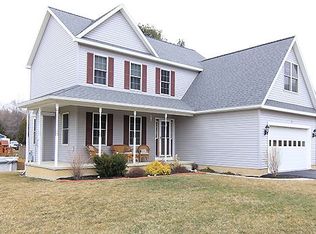 19 Blueberry Meadows Ln, Castleton, NY 12033