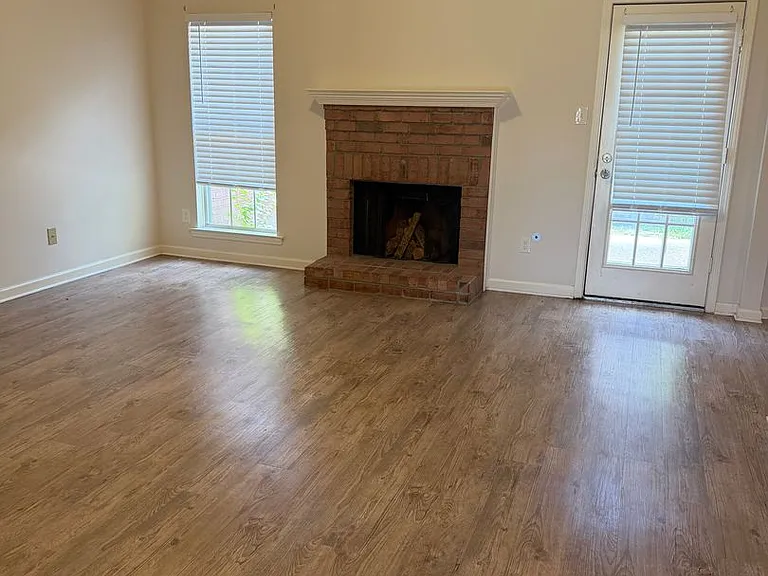 2803 Garden Park Dr — Photo 6