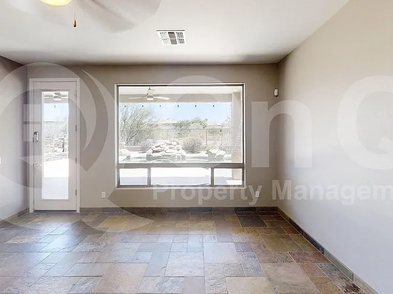 16617 S 27th Ln — Photo 7