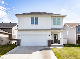 779 2nd Ave, Horace, ND