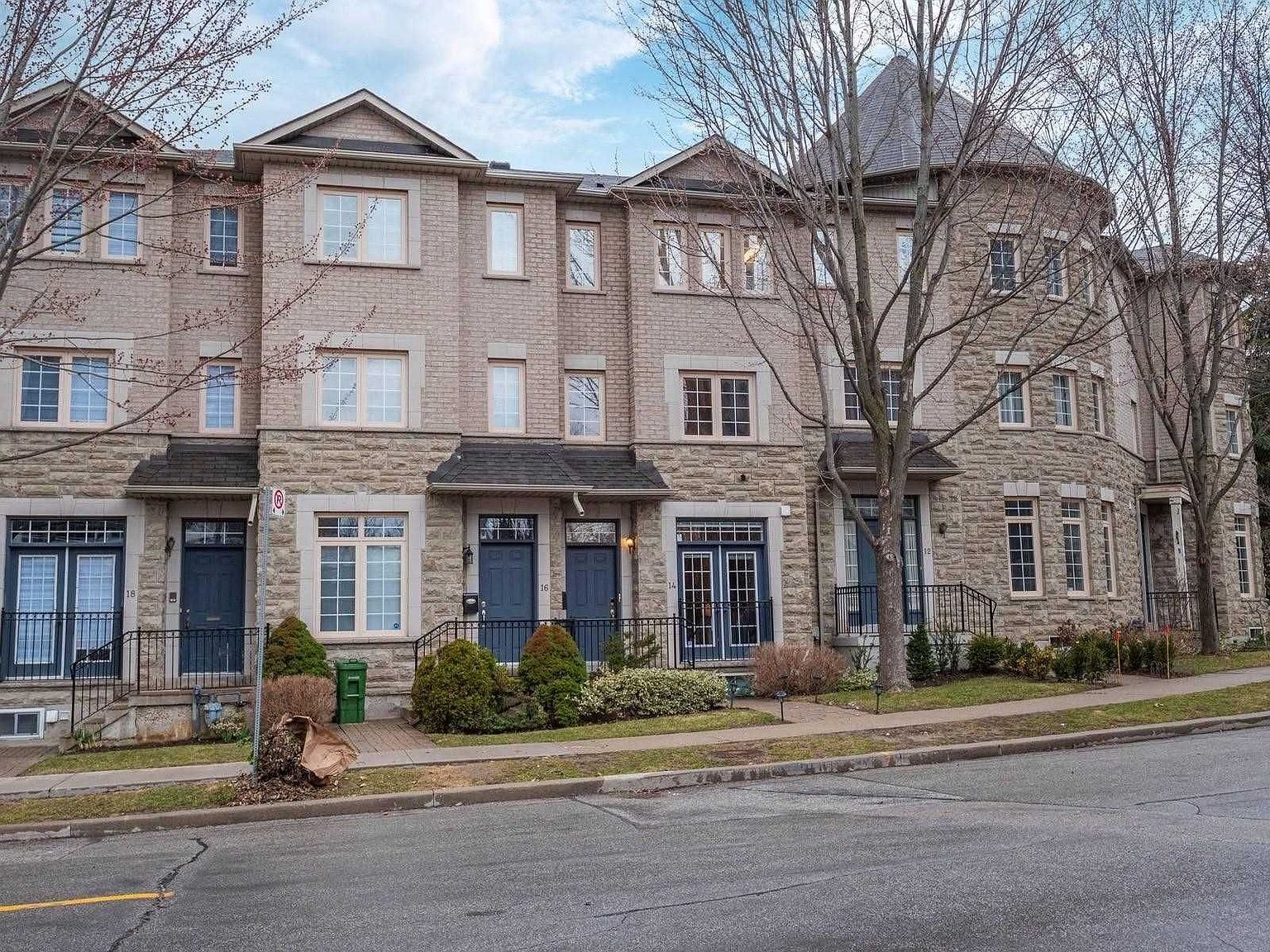 14 Horsham Ave, Toronto, ON M2N 1Z7 Zillow