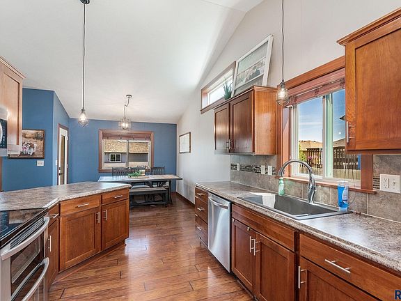 4th image of 5200 S Sirocco Ave