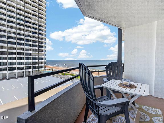 2nd image of 2828 N Atlantic Ave APT 305