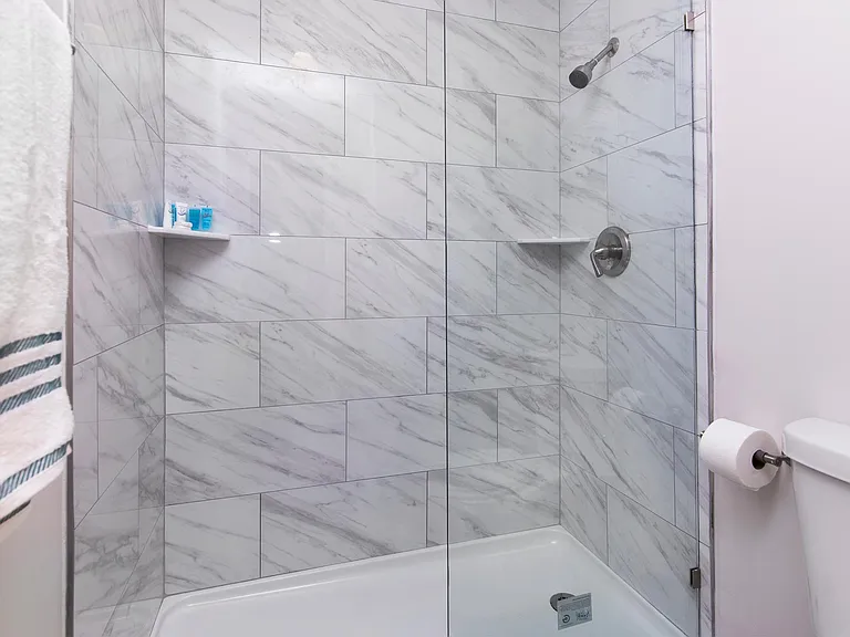 212 W 10th St #17 — Photo 10
