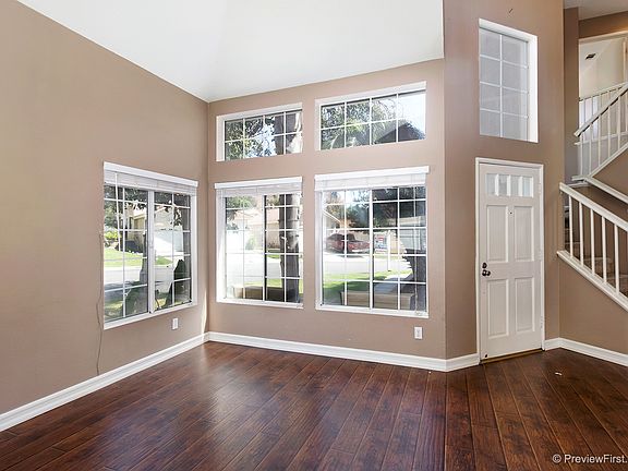 Bright and open entryway