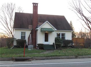 1711 Pulaski Rd, New Castle, PA 16105