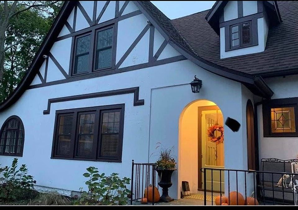 1st image of 128 Maple Ave
