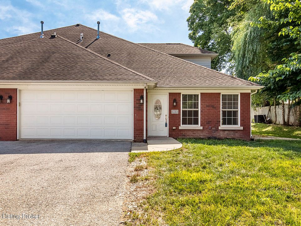 1st image of 1513 Crystal Dr #D