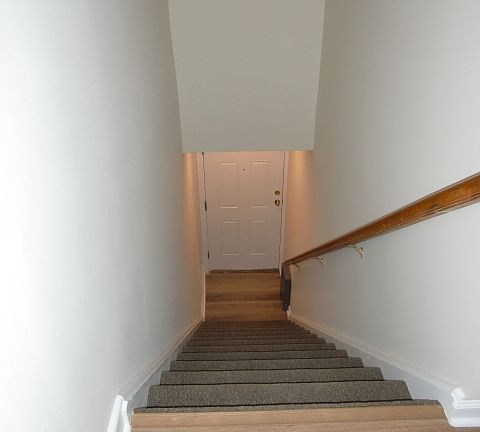 4th image of 482 Broad Ave #7