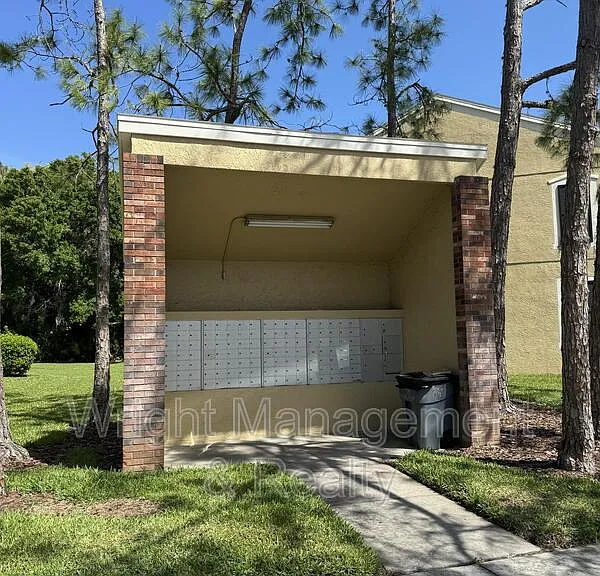 12326 Berkeley Square Dr #1 — Photo 27
