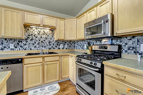6524 Whispering Loop #B Photo 1