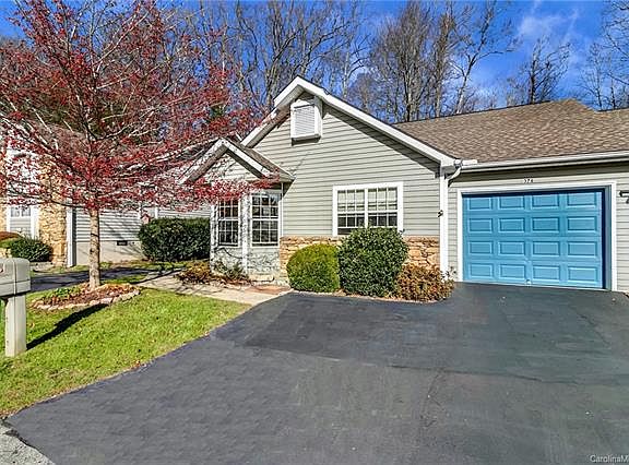 2nd image of 376 Laurel Park Pl