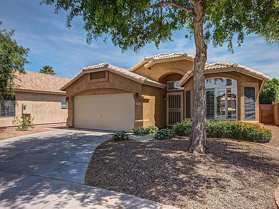 4th image of 3077 N 87th Pl