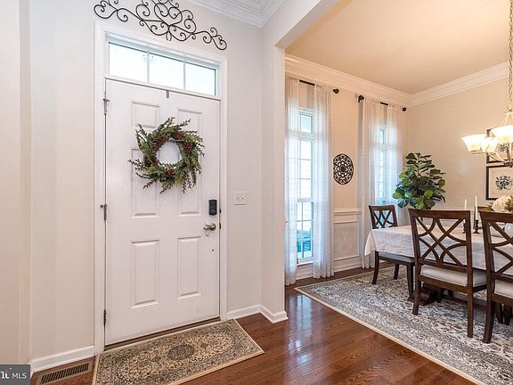4th image of 1109 Lynch Cir