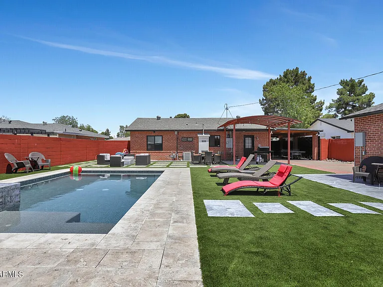 2235 E Heatherbrae Dr — Photo 24