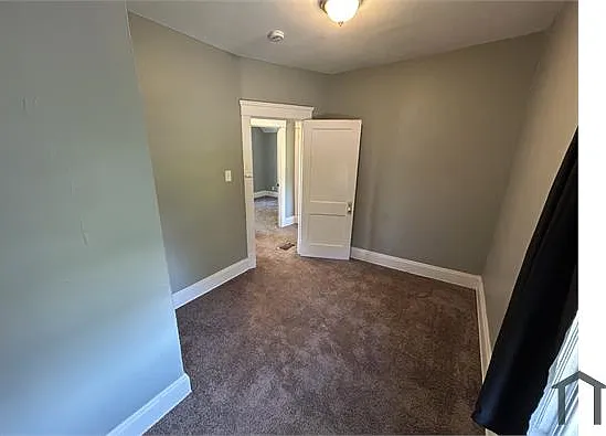 9535 Nelson Ave — Photo 25