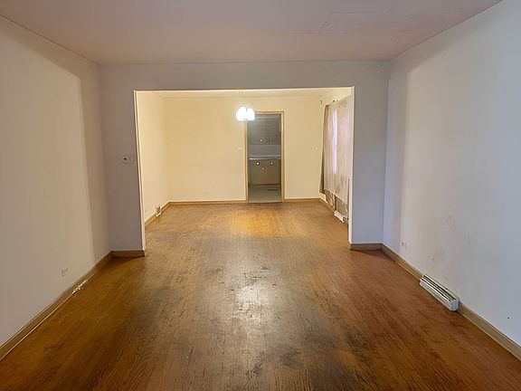 5th image of 15124 Evers St