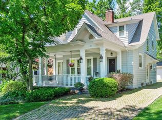 10 S Elm St, Hinsdale, IL 60521