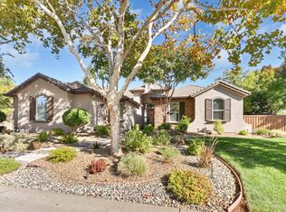 10340 Sorenstam Dr, Sacramento, CA