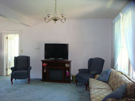 5613 37th Ave Bldg Pics (4)