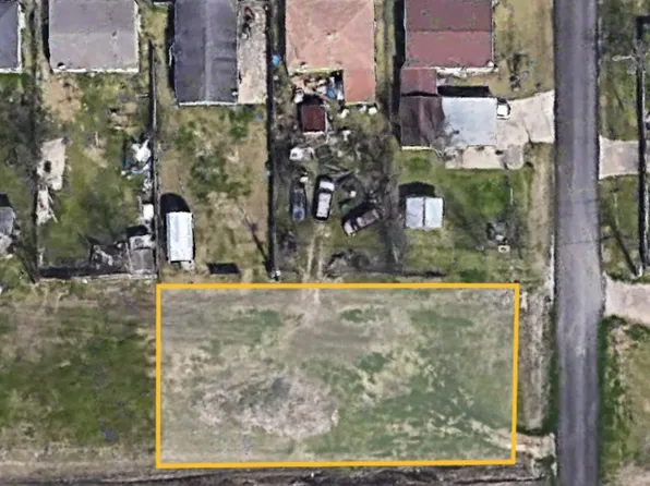 0 Ash St, Freeport, TX 77541