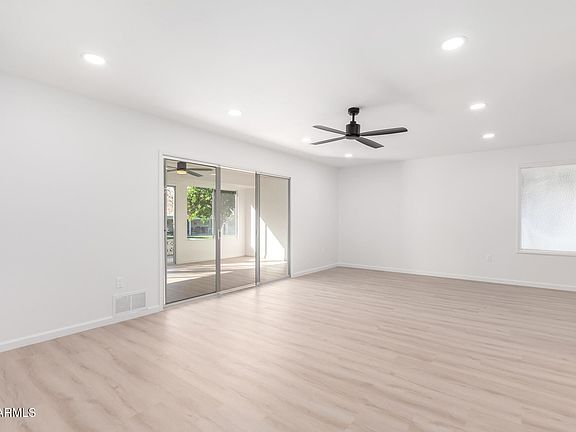 5th image of 10127 W FORRESTER Drive