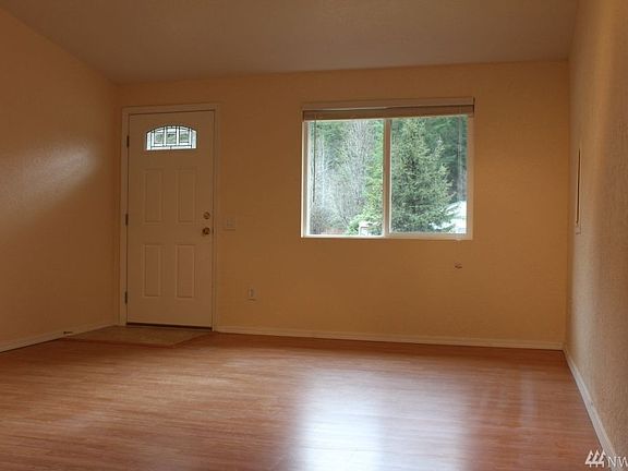 4th image of 31 E Spencer Glen Dr