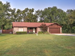 1424 S 93rd East Ave, Tulsa, OK 74112