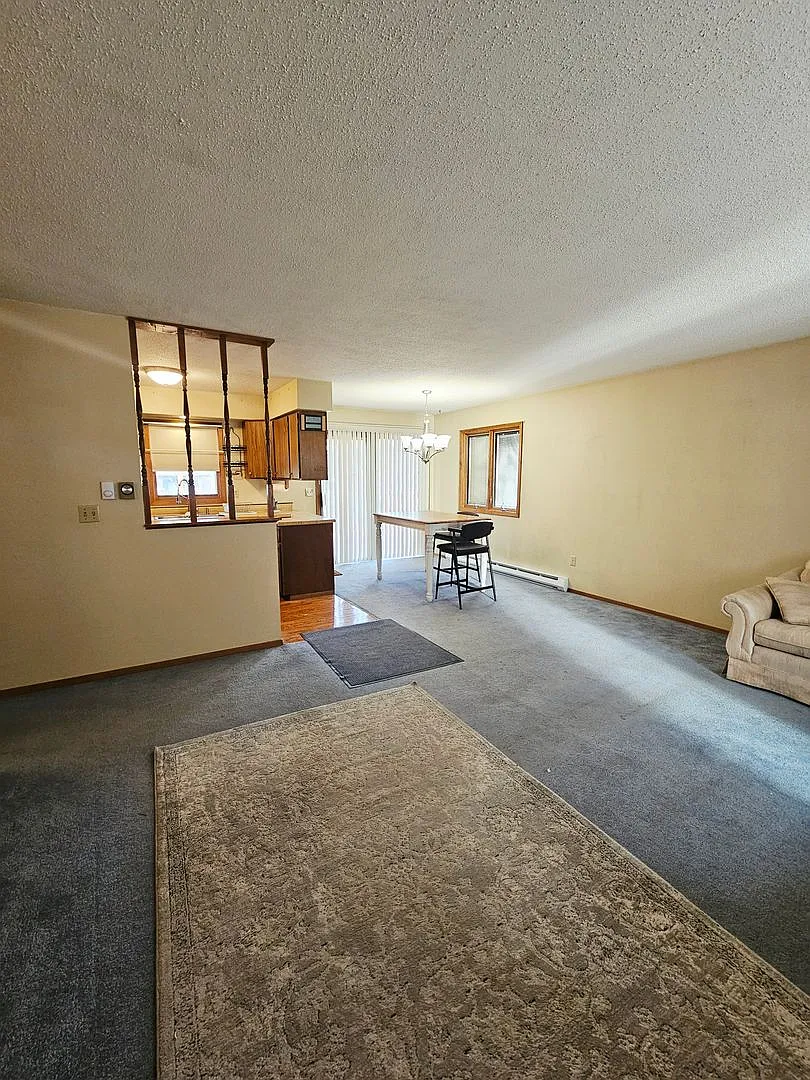 3 Bed | 2 Bath | Home | Double Garage — Photo 3