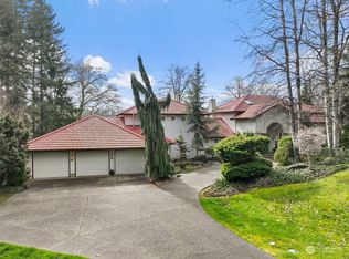5409 Peninsula Dr SE, Olympia, WA 98513