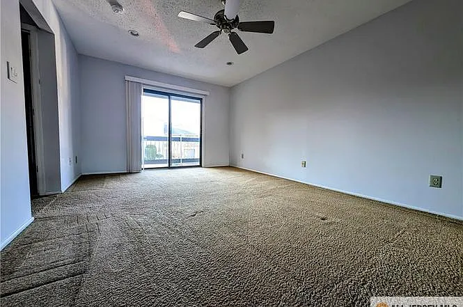 20 Cotoneaster Ct — Photo 15