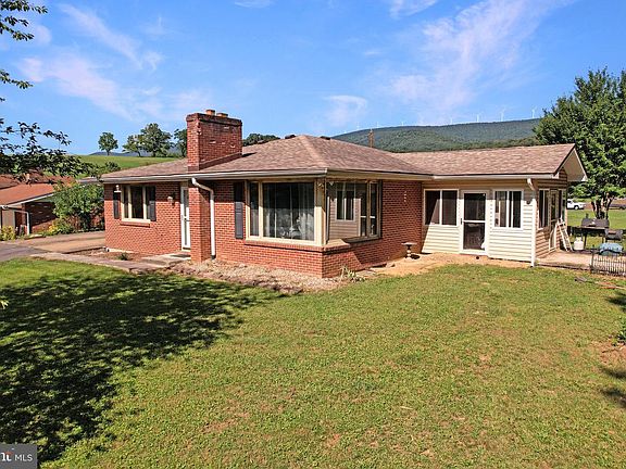 2nd image of 37 Treely Ter