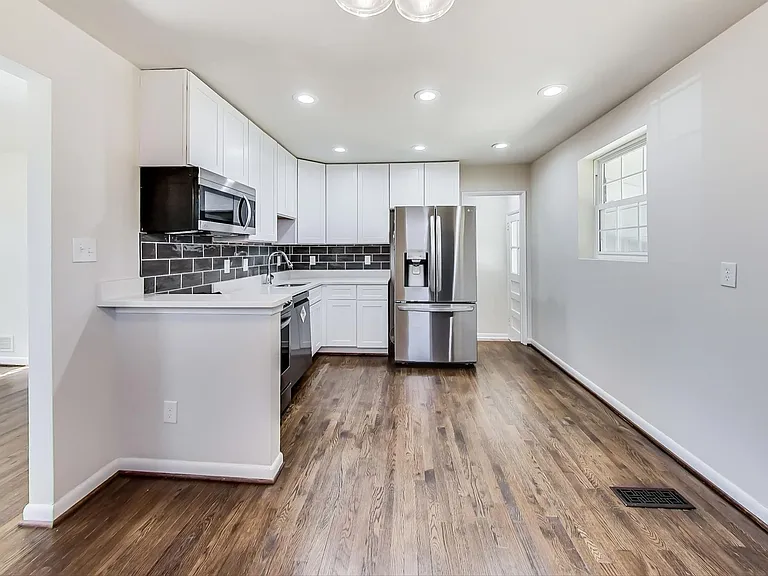 4617 Creek Shore Dr — Photo 8