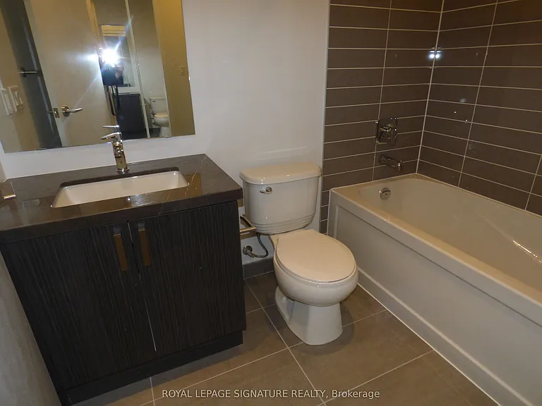 501 Saint Clair Ave W #909 — Photo 6