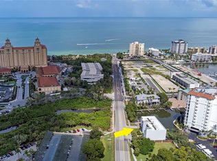 377 Vanderbilt Beach Rd APT 201, Naples, FL 34108