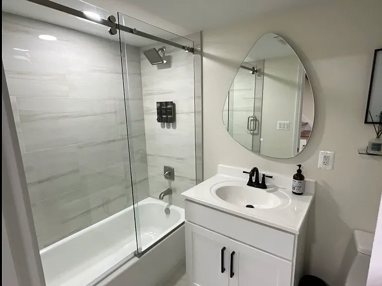 4130 Berritt St — Photo 36