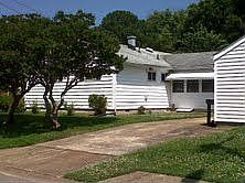 Back of house w/garage