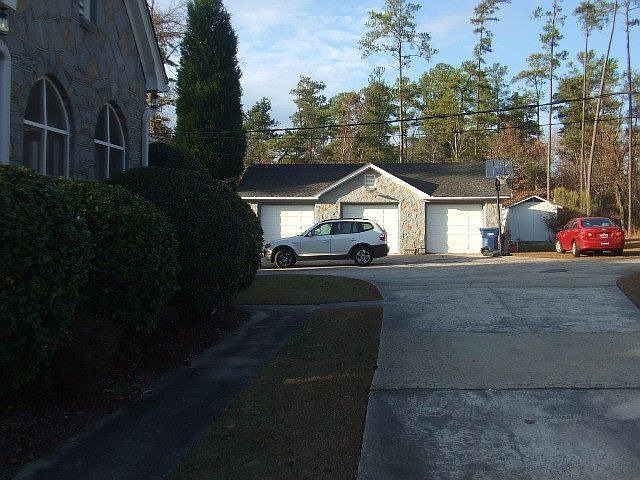 2nd image of 313 Pebble Creek Ct