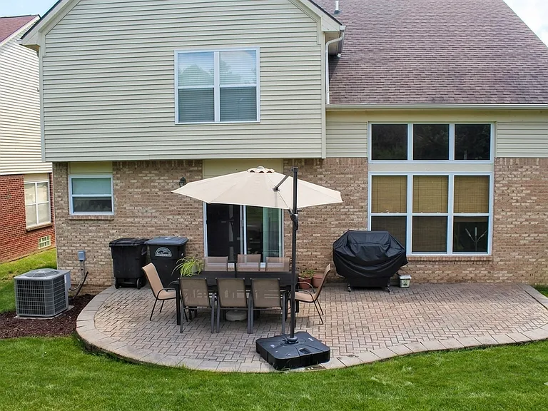 16304 Mulberry Way — Photo 5