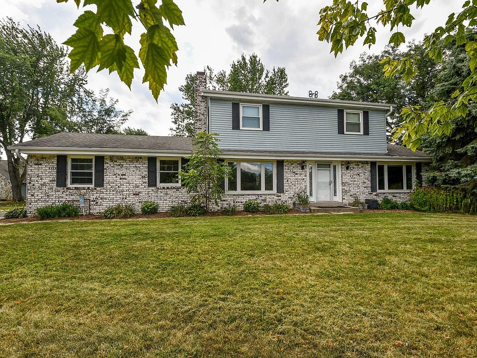 1st image of W357N5919 Meadow Ct