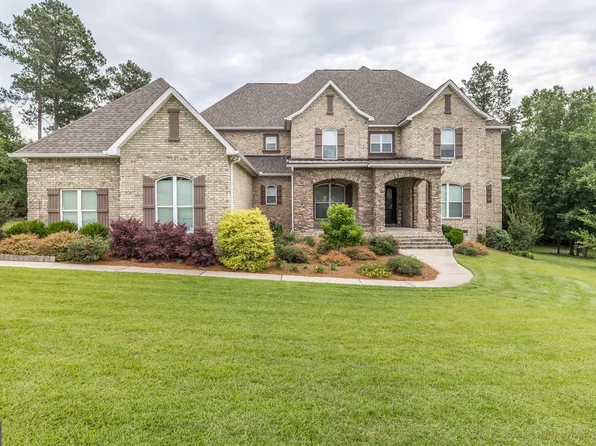 223 Yale Cir, Bonaire, GA 31005