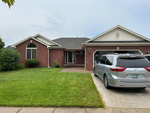 46129 Creekside Blvd Photo 1