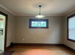 21 Fillier St, Berea, OH 44017